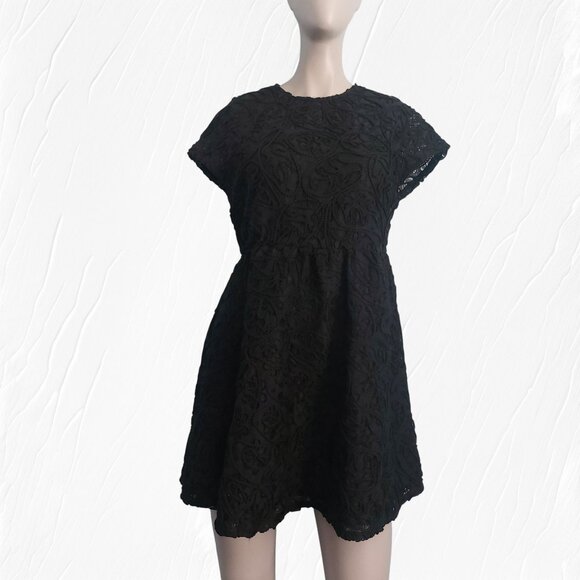 Disturbia Black Lace Skater Dress 6 Goth Retro Alt Mini Cap Sleeve EUC - Picture 10 of 11